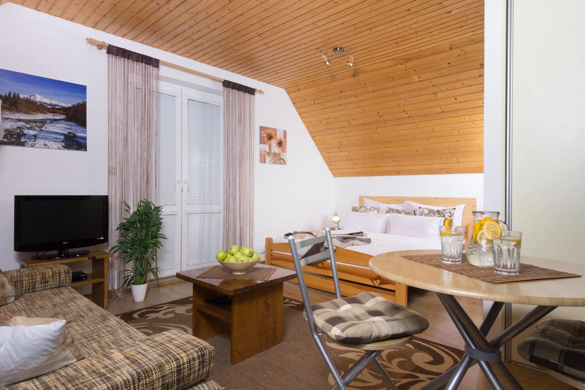 Apartmany Lipka Pavčina Lehota Εξωτερικό φωτογραφία